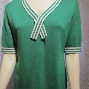St. John Kelley Green Knit V-Neck Pullover Sweater Size M